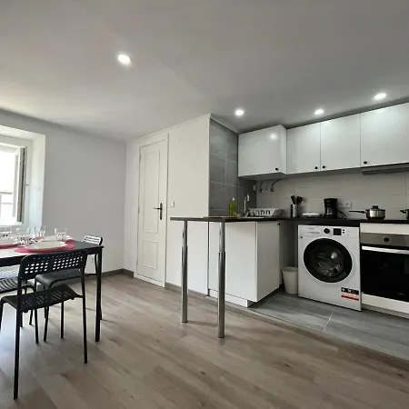 Apartment Bairro Alto Lovely Lisbon